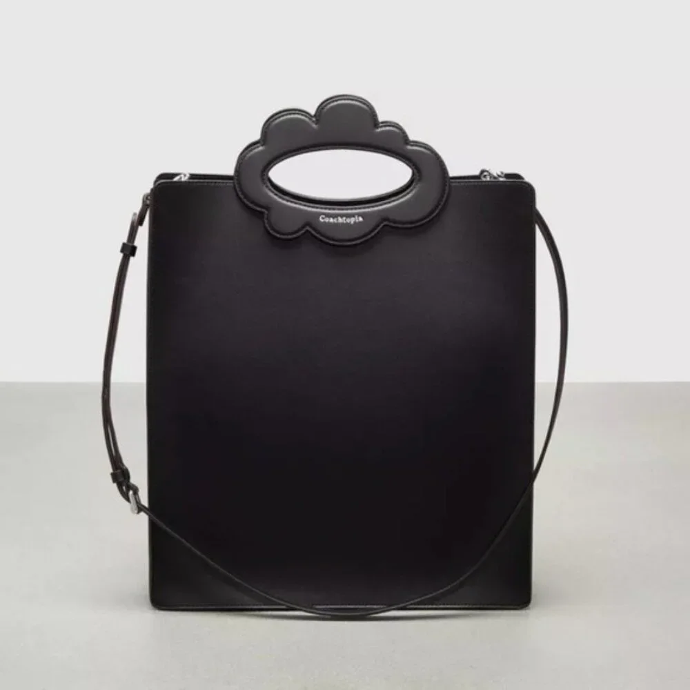 Coach Cloud Handle Tote In Coachtopia Leather Black